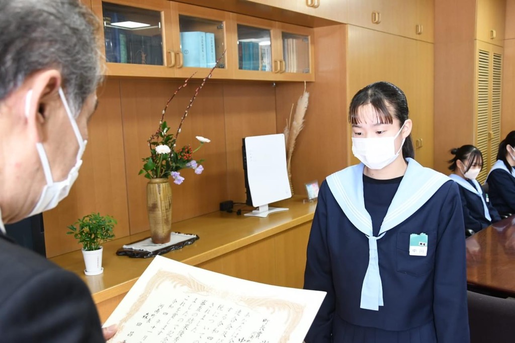 河南町長賞の授与