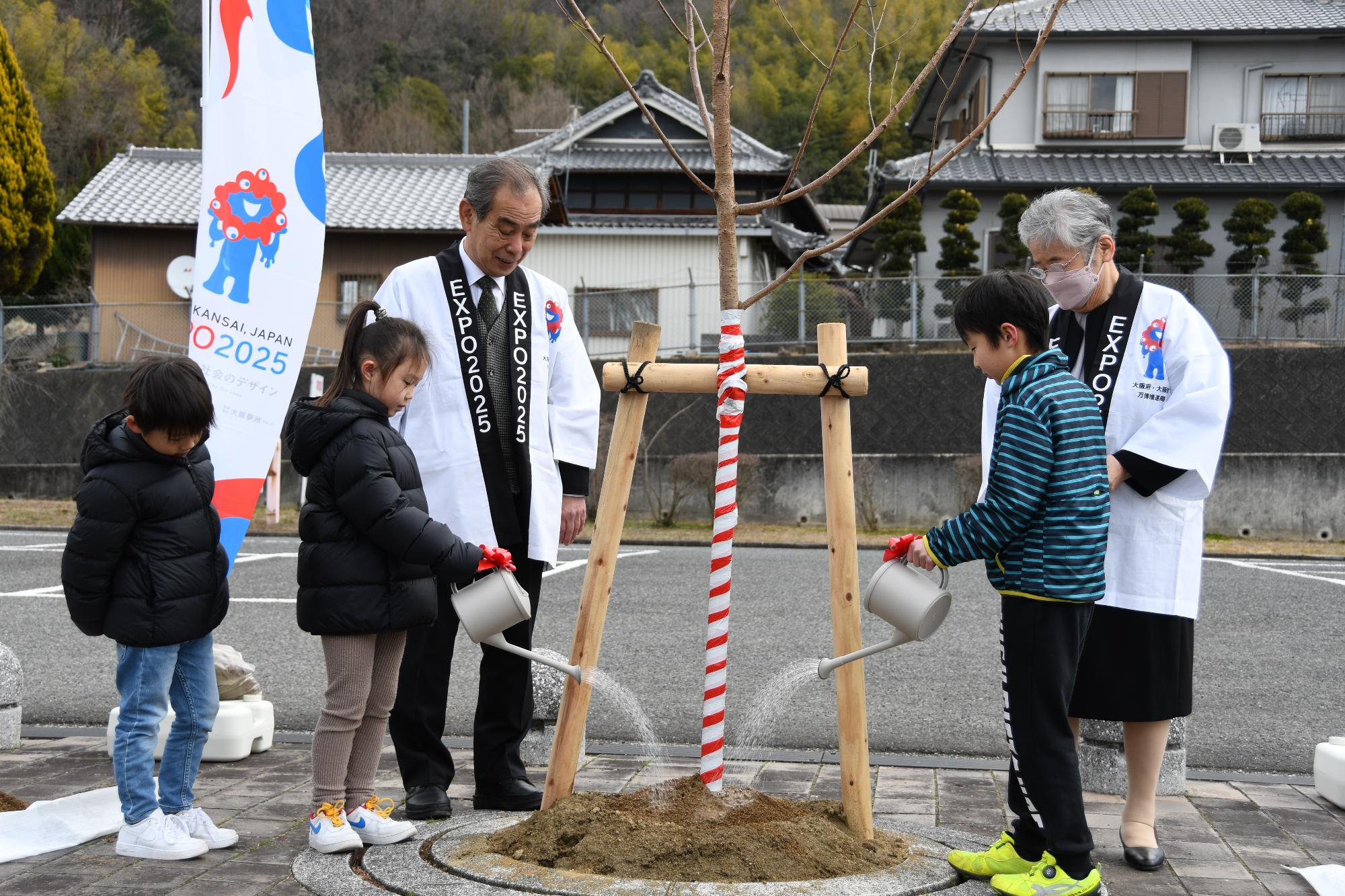 万博の桜2025記念植樹式(2)