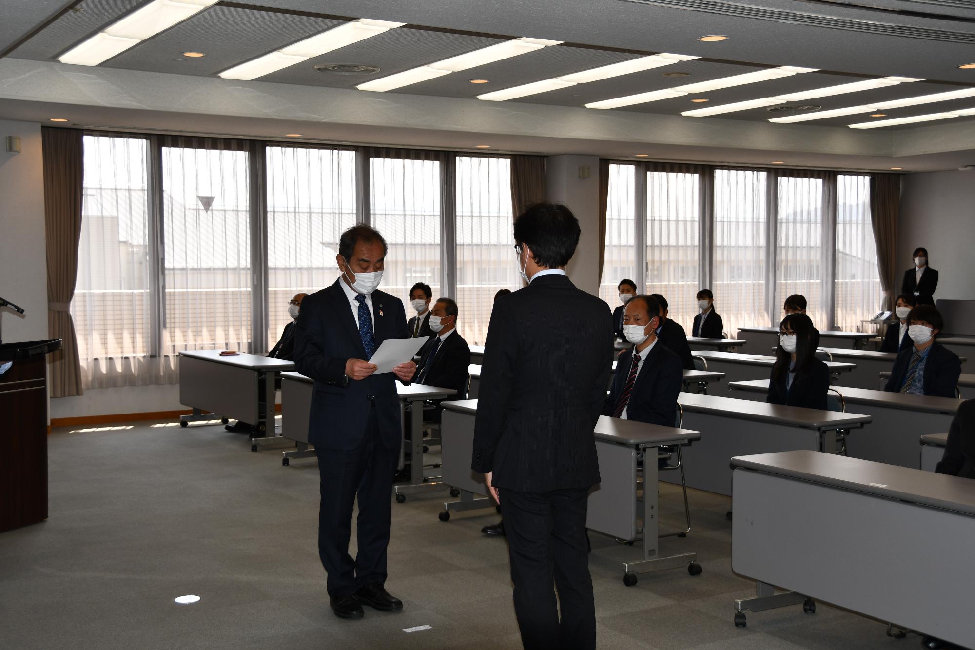 辞令交付