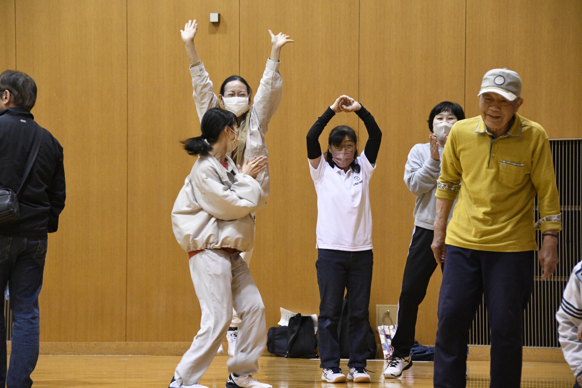 フロアカーリング大会