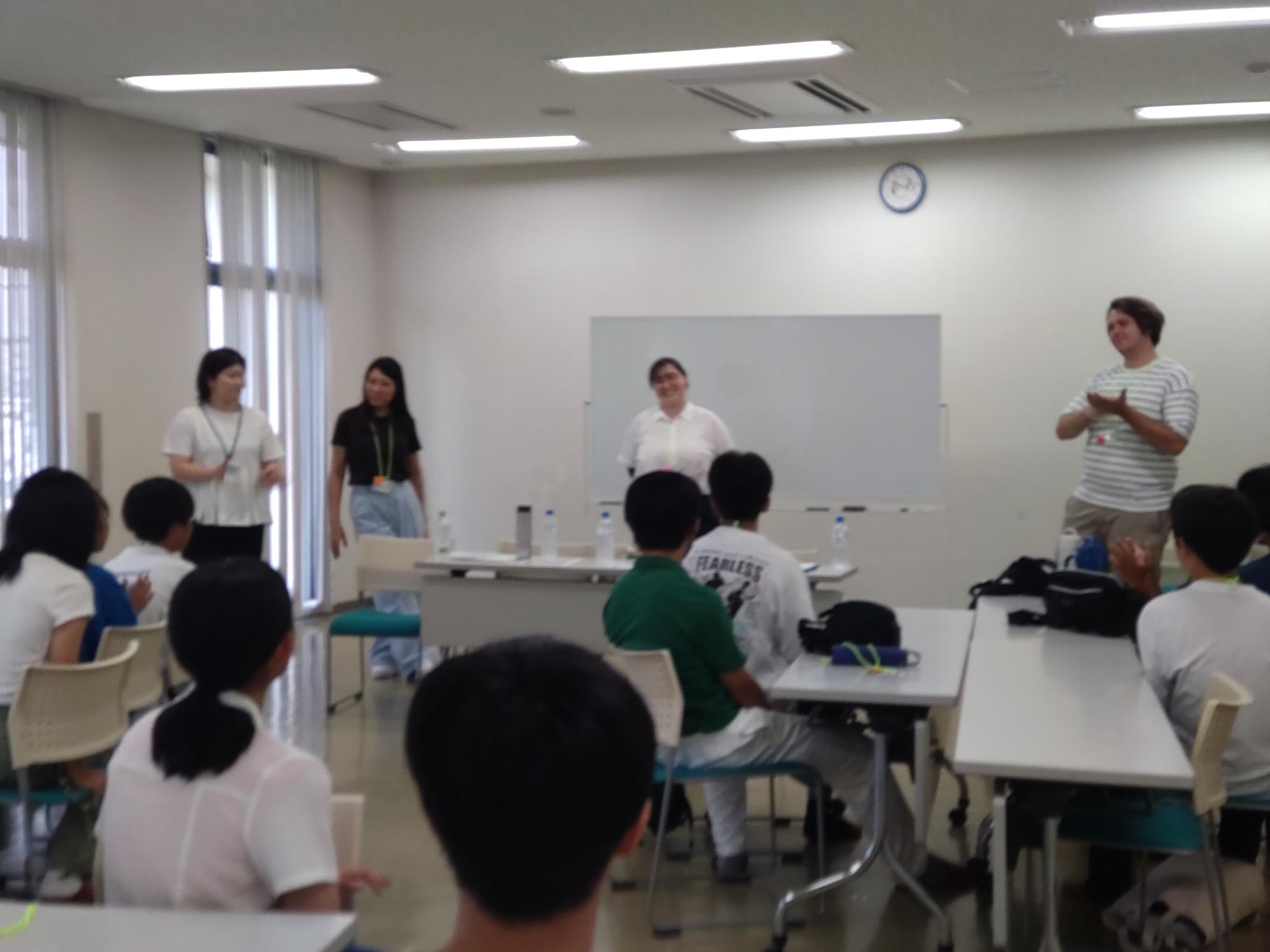 7月30日事前研修の様子
